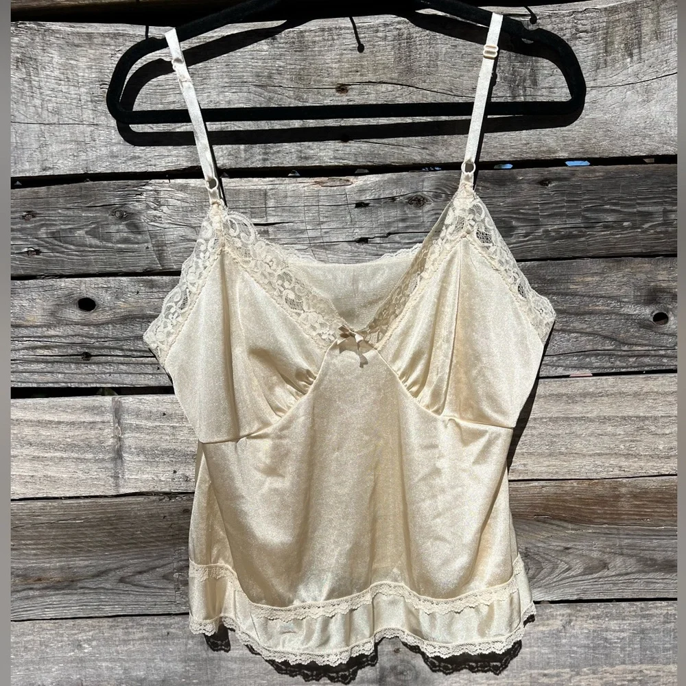 🌻Underscore Silky Satin & Lace Cami / Camisole Size 40
